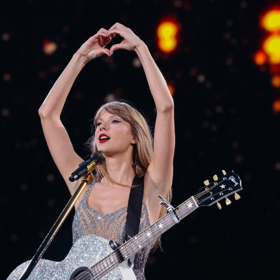 Taylor Swift Pop Princess Art Camp • Ages: 6-12 • June 8-12 AM (8002)
