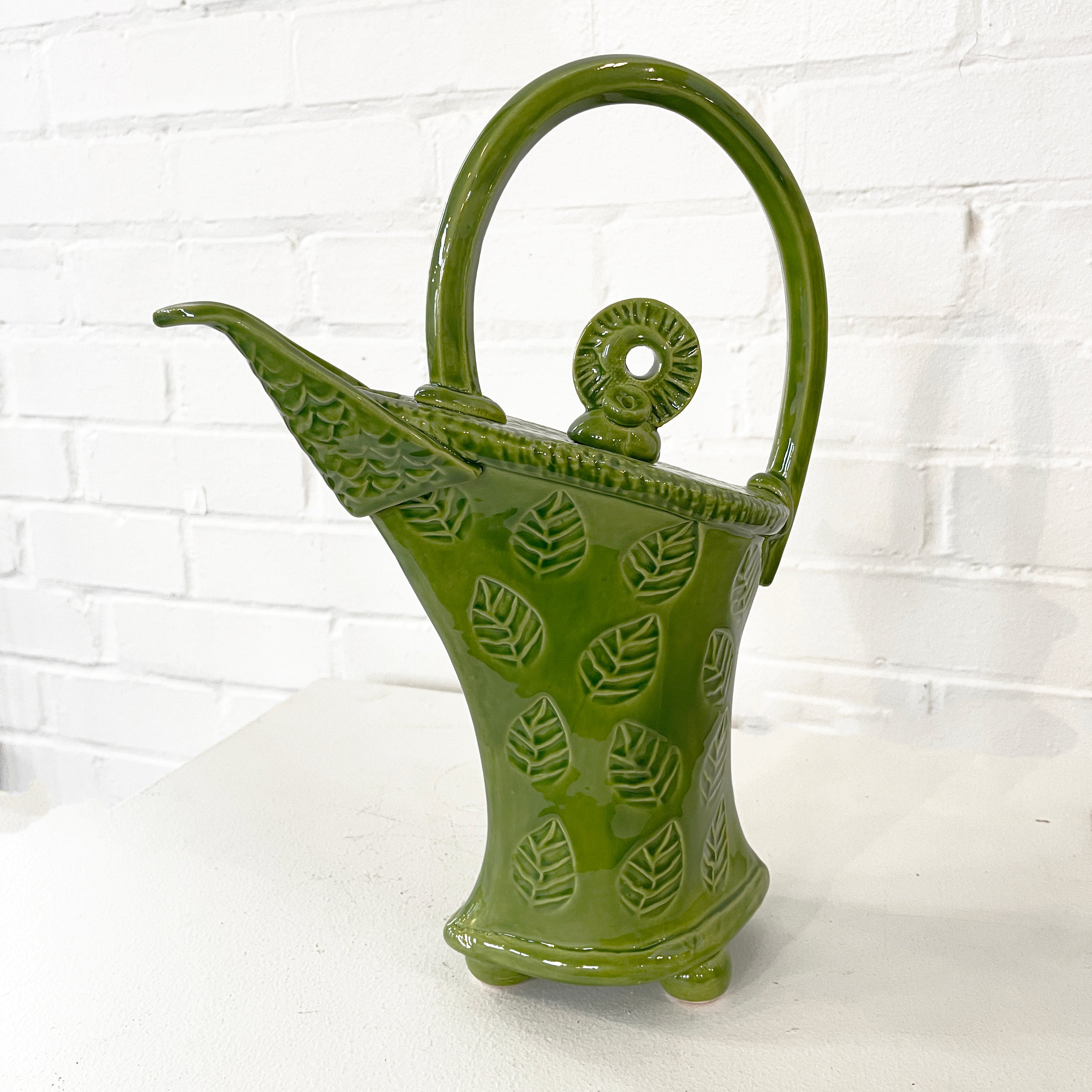 The Leafy Pour Teapot