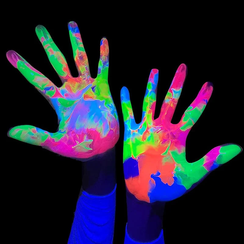 Art in the Dark • Ages: 7-12 • July 6-10 PM (8002)